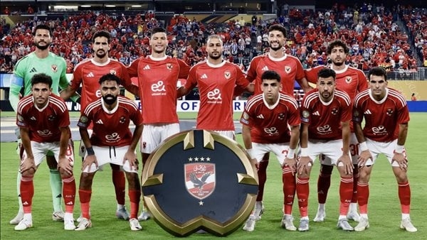 كل ما تريد معرفته عن صفقة الأهلي المرتقبة