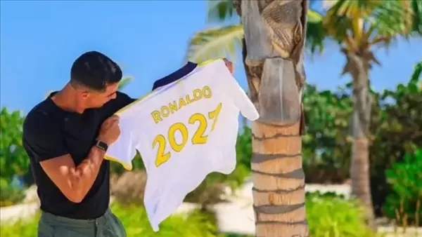 كريستيانو يكشف سر تجديد تعاقده مع النصر السعودي لعامين مقبلين