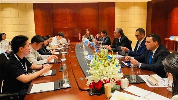 وزير الاستثمار يشارك في فعاليات المائدة المستديرة لقطاعي التعدين والبتروكيماويات