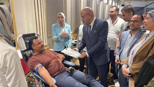 وكيل "صحة قنا" يشهد انطلاق الحملة القومية للتبرع بالدم (صور)