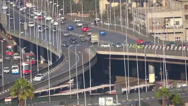 حالة المرور اليوم، كثافات متحركة بمحور صلاح سالم ونفق الأزهر وشارع الخليفة المأمون