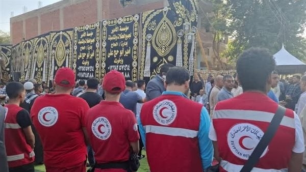 الهلال الأحمر يقدم العزاء لأهالي ضحايا حادث المنوفية ويزور المصابات