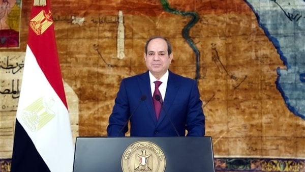 السيسي: نقيم على أرض هذا الوطن صروحًا من الإنجازات