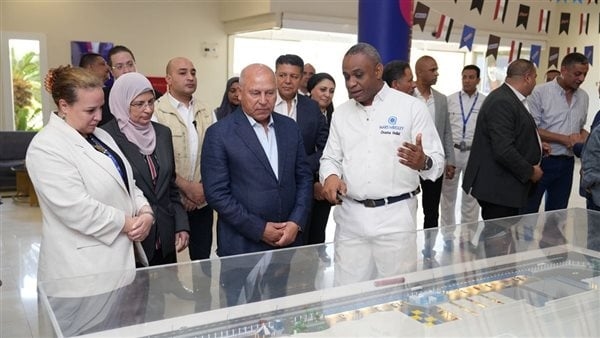 كامل الوزير يزور مصنع مارس مصر لدعم الصناعة المحلية