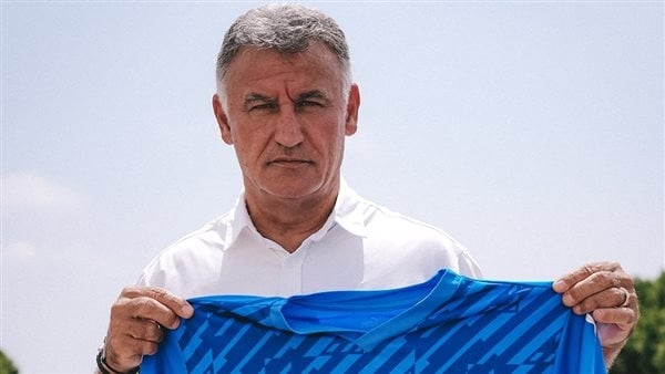 رسميا، نيوم السعودي يتعاقد مع المدرب الفرنسي كريستوف جالتييه