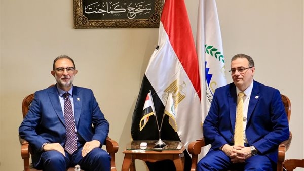 رئيس التنظيم والإدارة يستقبل رئيس سلامة الغذاء لبحث سبل التعاون المشترك