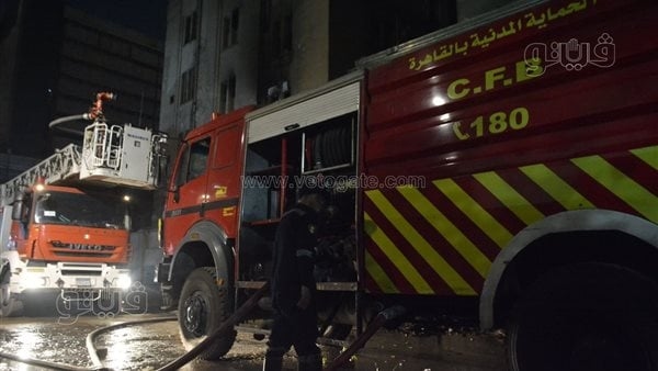 السيطرة على حريق اندلع في مخزن أحذية بالموسكي