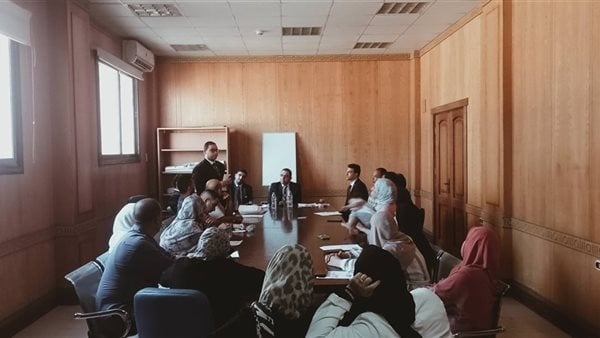 مستشفى العزازى النفسي بالشرقية ينظم ندوة تثقيفية