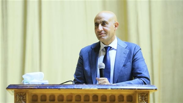 بعد سنوات من التكدس، الحكومة تعلن خطة لخفض كثافة الفصول وسد عجز المعلمين