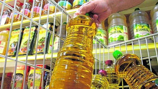 لتر العباد يتراجع 3 جنيهات، انخفاض أسعار الزيت في الأسواق اليوم الأربعاء