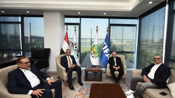 أبو ريدة يجتمع بنائب وزير التربية والتعليم لتوقيع بروتوكول تعاون لاكتشاف المواهب
