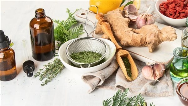 بمواد طبيعية وفعالة، علاج عسر الهضم في البيت