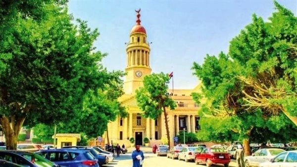 تعديل مواعيد العمل بالعيادات التخصصية بالقصر العيني اعتبارا من الشهر القادم