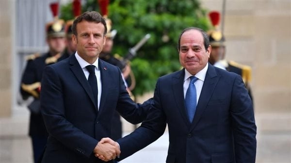 السيسي وماكرون يؤكدان دعم مبادرة تنظيم مؤتمر دولي حول التسوية السلمية للقضية الفلسطينية