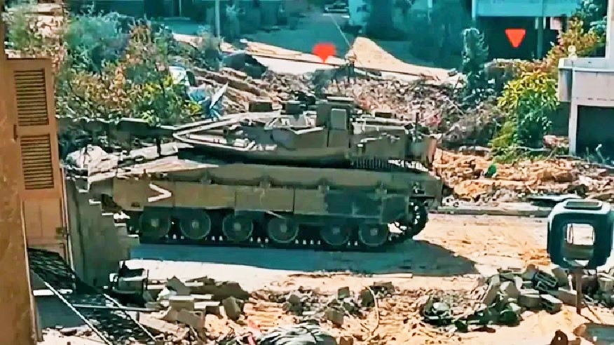 إعلام العدو يعترف: الجيش الإسرائيلي تحول من صائد إلى صيد في غزة