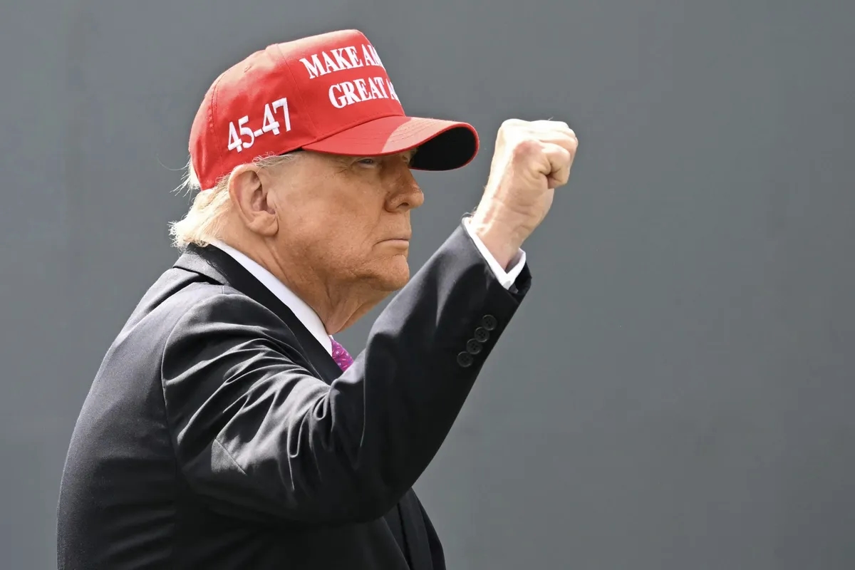 ترامب: من الممكن قصف مواقع إيران النووية مجددا