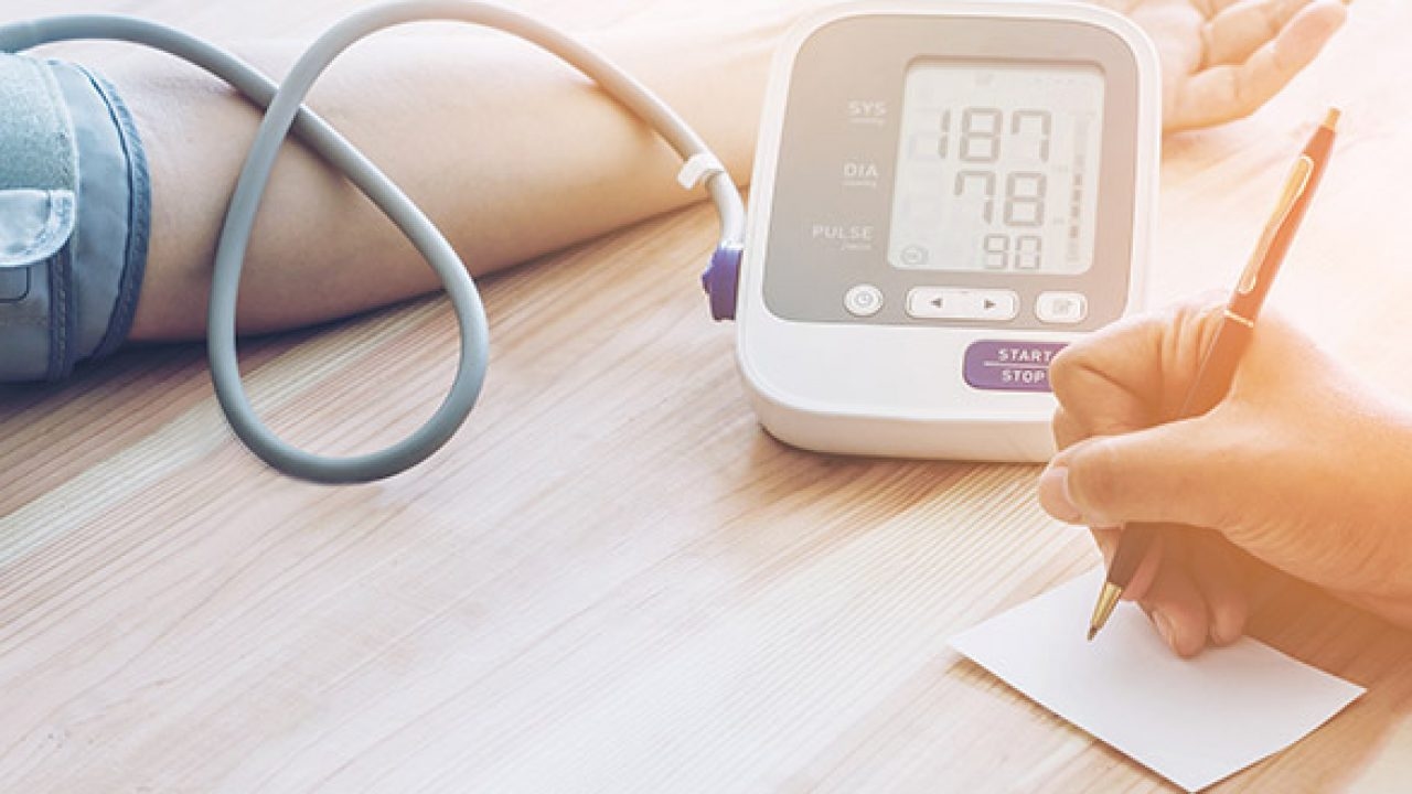 طريقة من 3 خطوات لخفض ضغط الدم فوراً